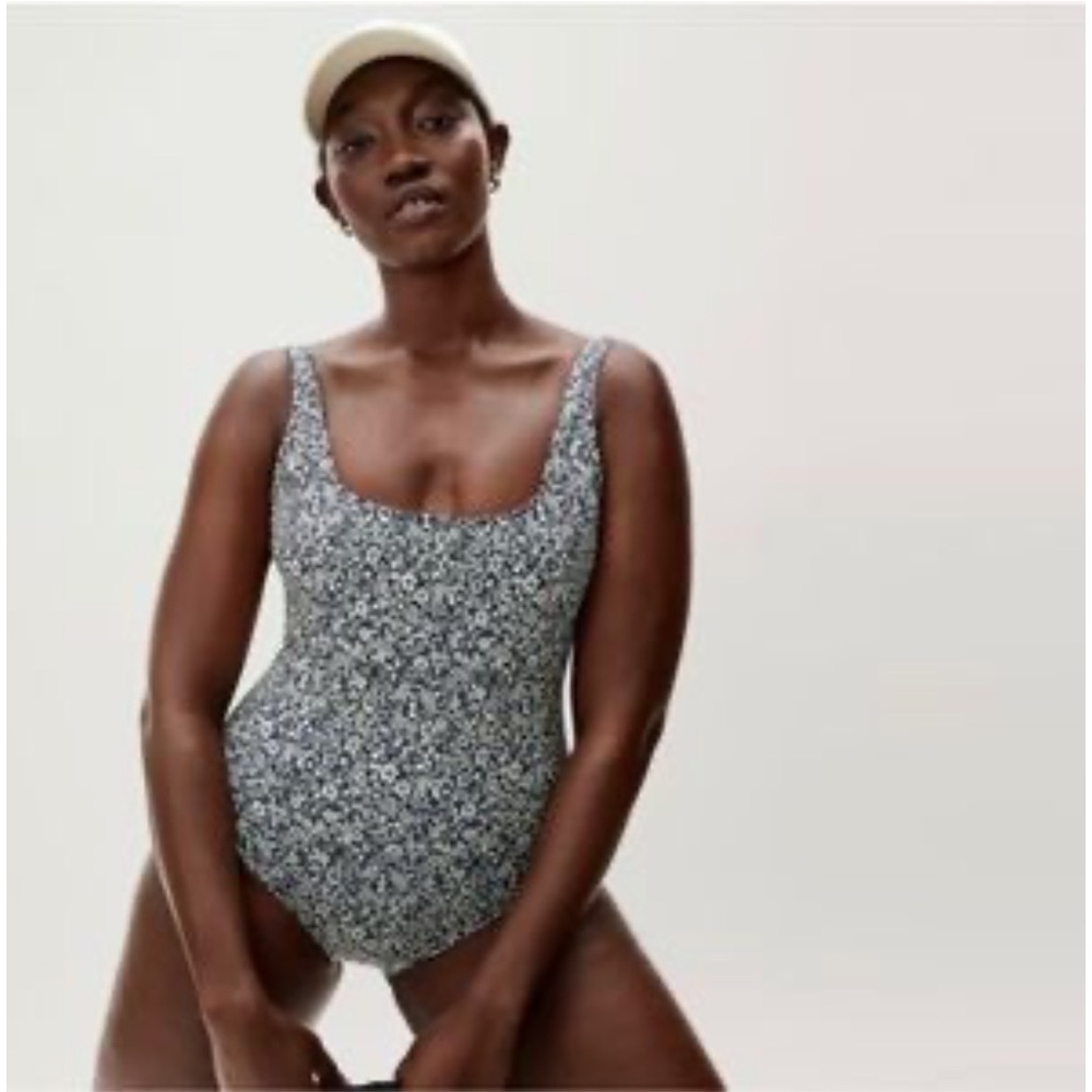 NWT EVERLANE The Square Neck One Piece Navy Floral Swimsuit Size Medium